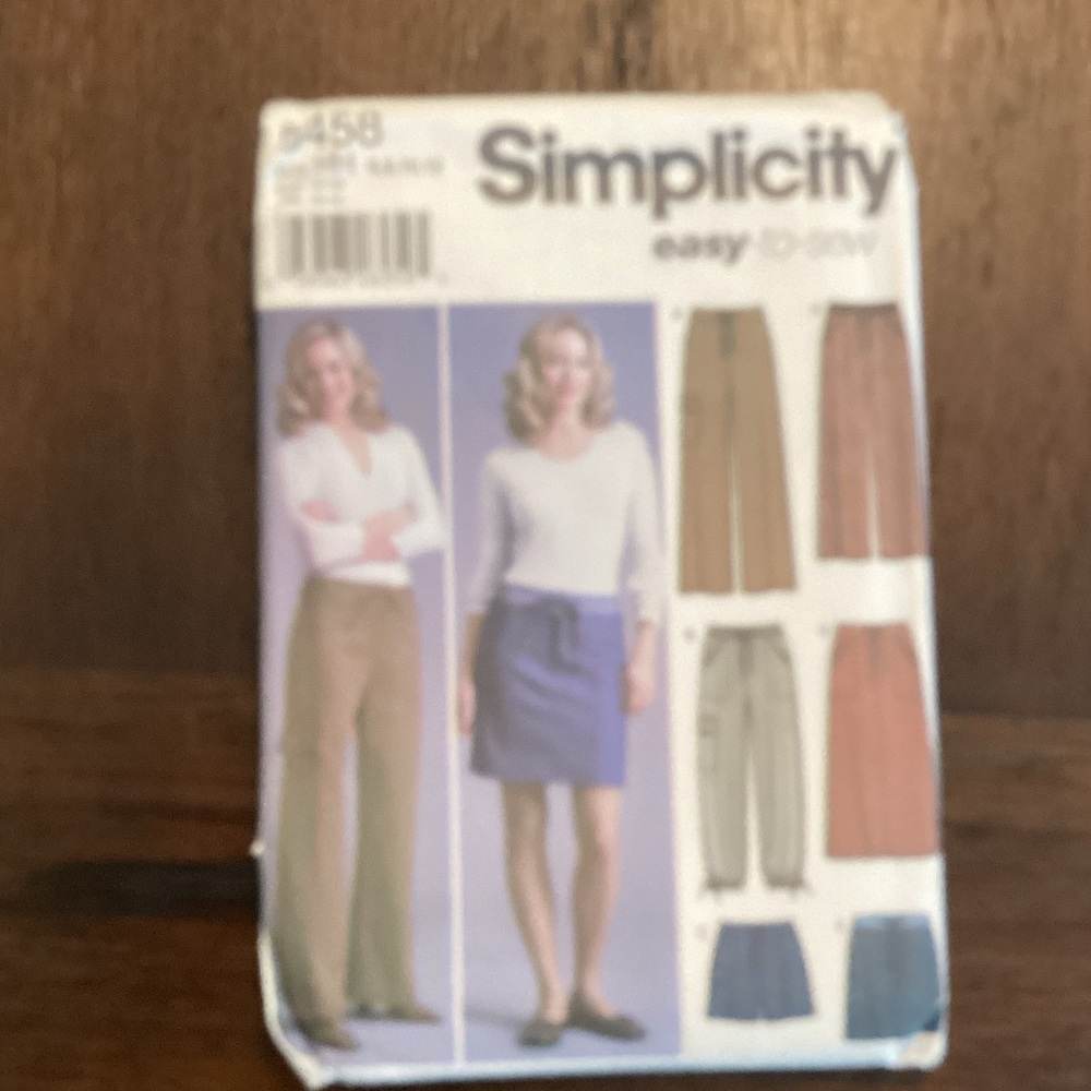 Simplicity Women's Sewing Patterns Collection - image 2